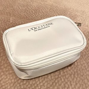 L'Occitane white travel toiletry bag airlines amenity kits nWOT